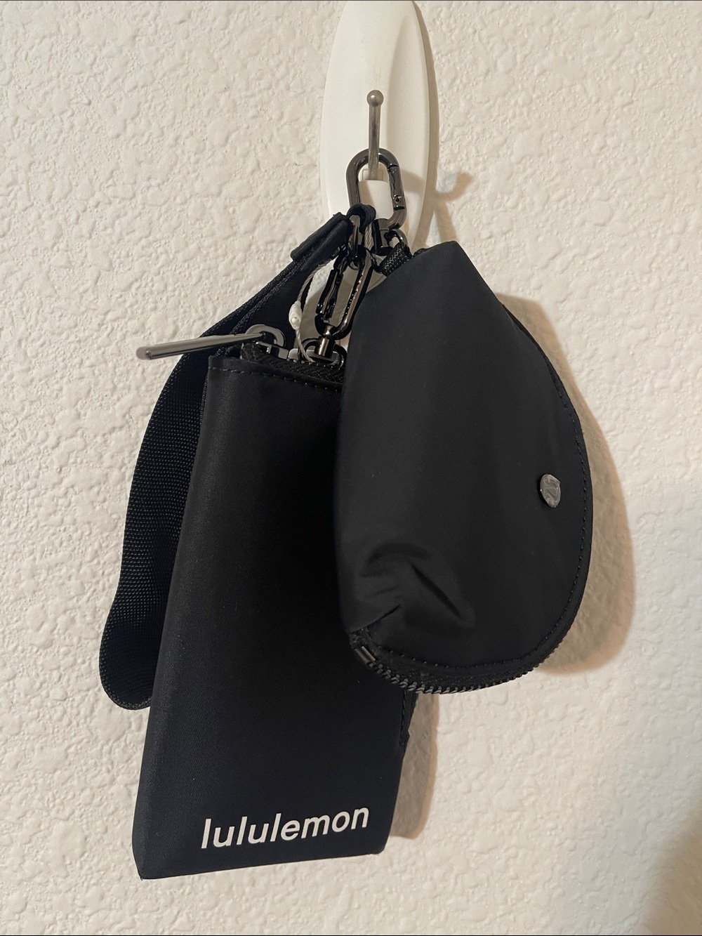 lululemon Black Dual Pouch Wristlet Wallet